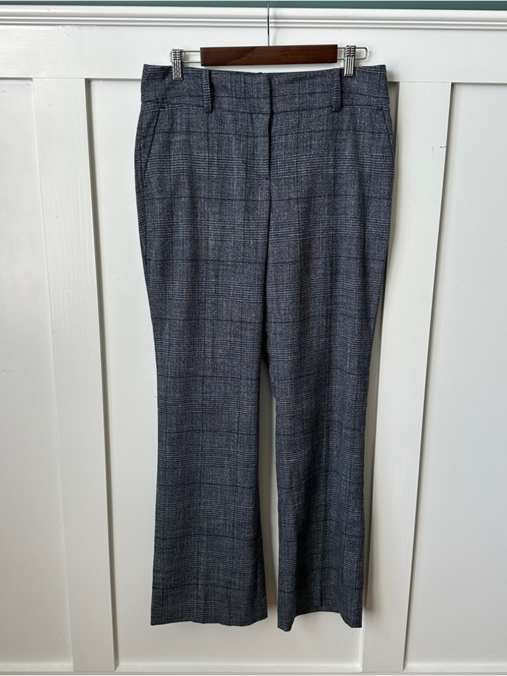 Ann Taylor Factory Navy and White Textured Knit Skirt